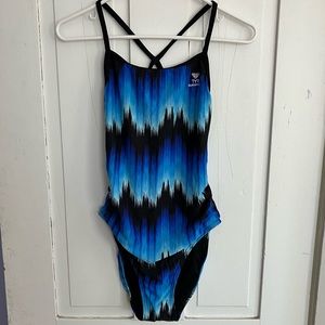 TYR Crossfit Swimsuit size 36 VGUC